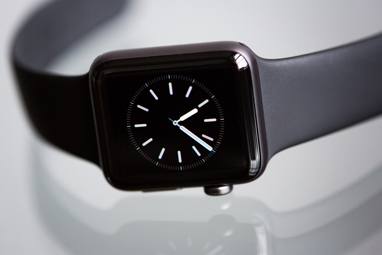 smartwatch compatible with iphone 7