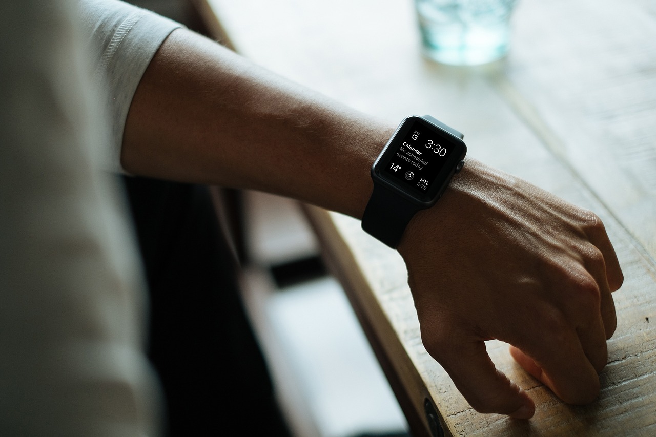 10 Best Smartwatches for Men in 2021 - Tools n Gadgets